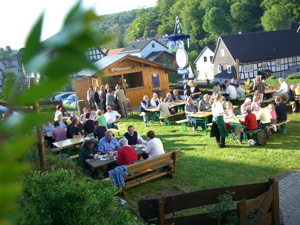 Hotel Haus Wiesengrund Hallenberg Exteriör bild